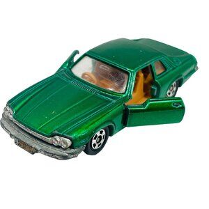 Vintage 1978 Tomica Jaguar XJ-S Die-Cast  Car Green Tan Interior Opposite Steeri